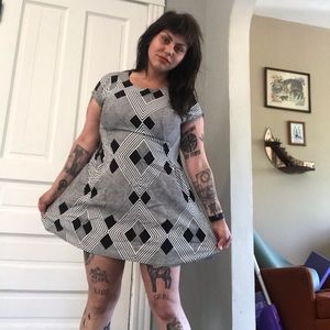 Nooworks Black and White Geometric Mini Dress